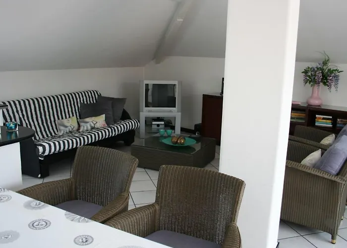 Apartman 100 Meter Vom Entfernt By Interhome